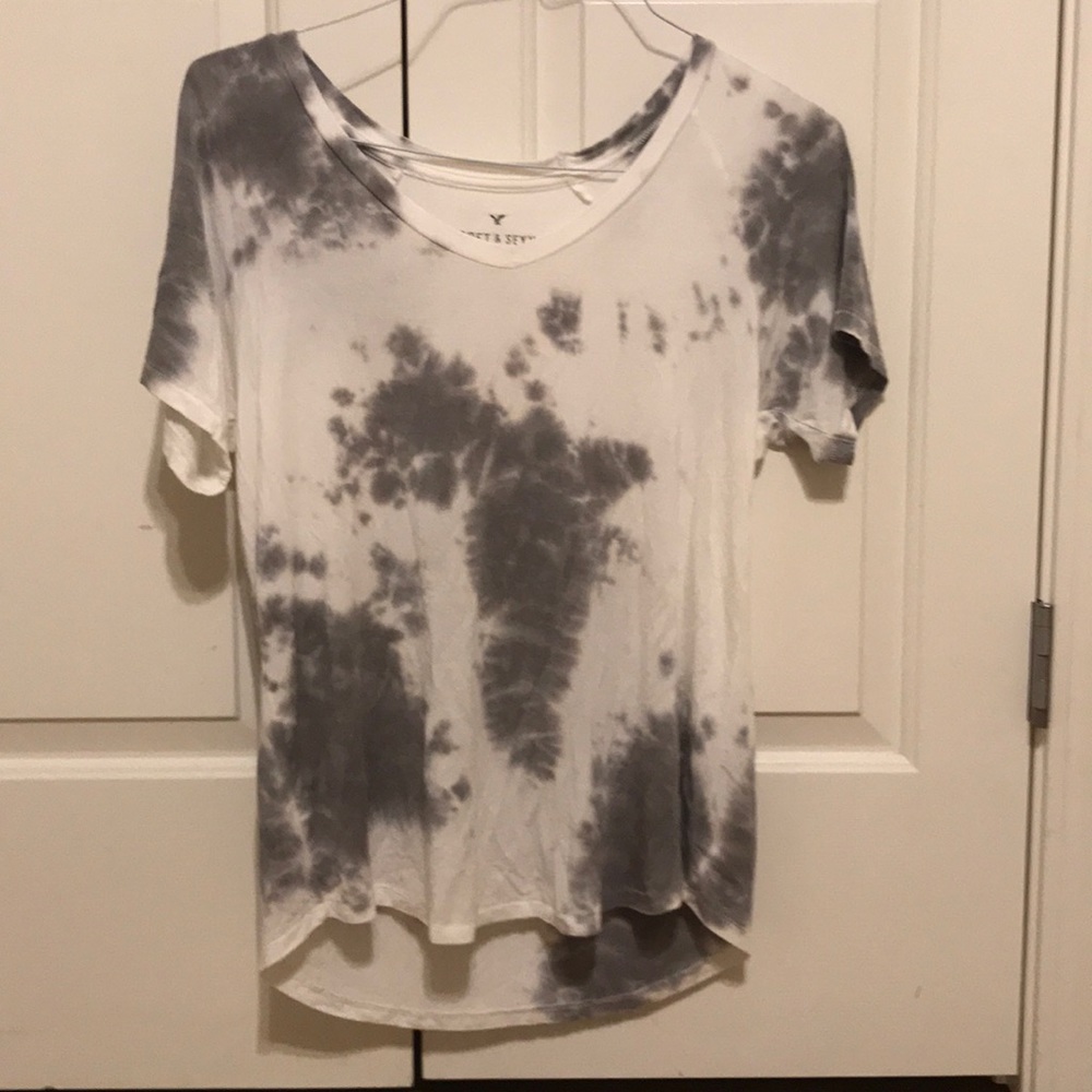 Tie die tee